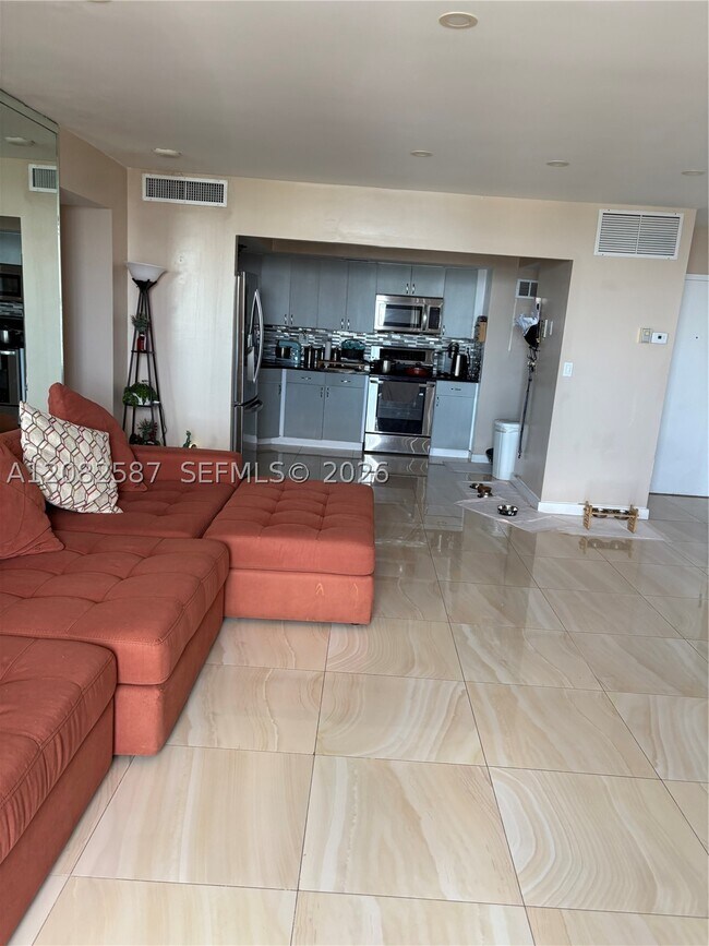Foto del edificio - 2150 Sans Souci Blvd