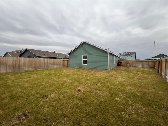 Foto del edificio - 420 Halfmoon Dr