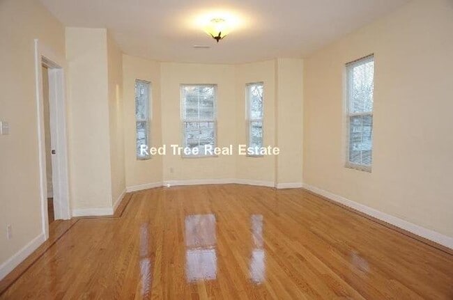 Building Photo - 233 Boylston St