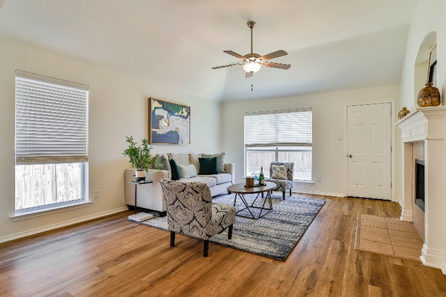 Building Photo - 2205 Pacino Dr