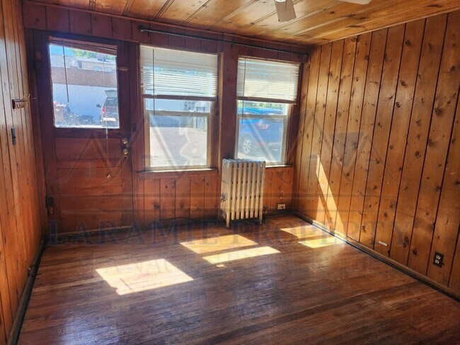 Foto del edificio - 407 S 5th St