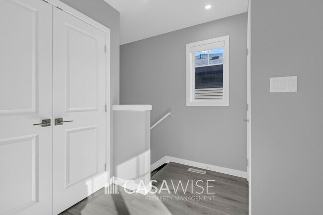 Photo du bâtiment - 3270 Dallas Schmidt Dr NW