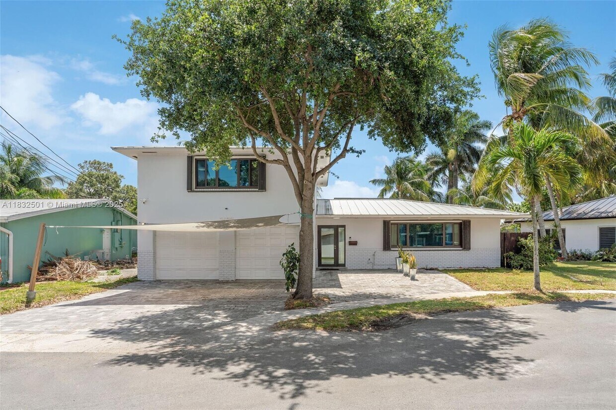 Foto principal - 1433 NW 8th St