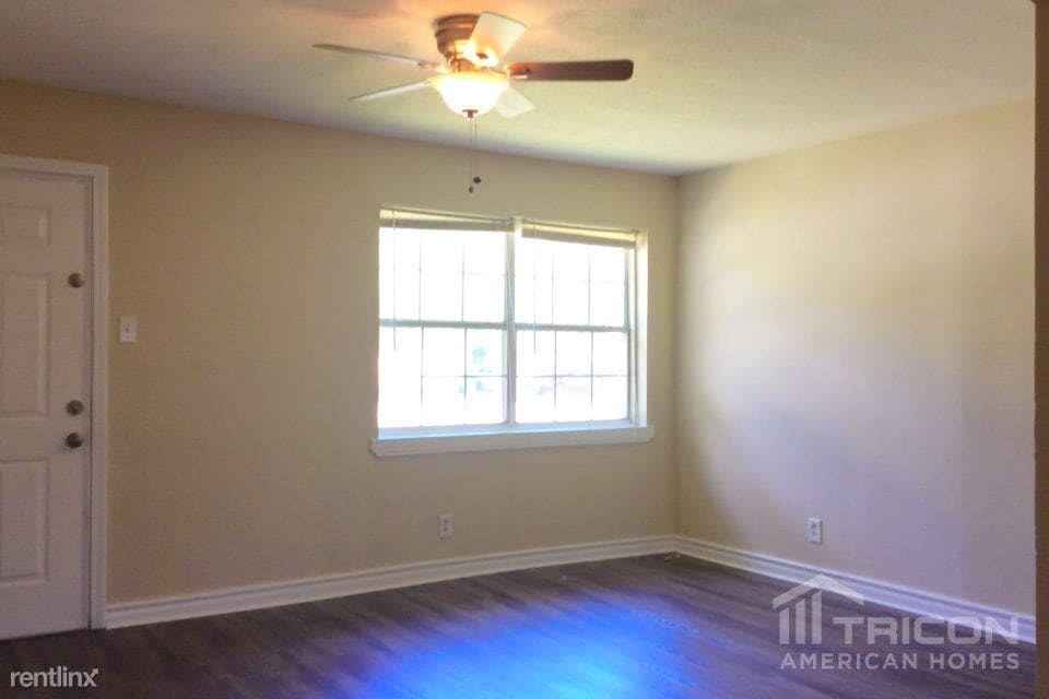 Foto del edificio - 1705 Lee St