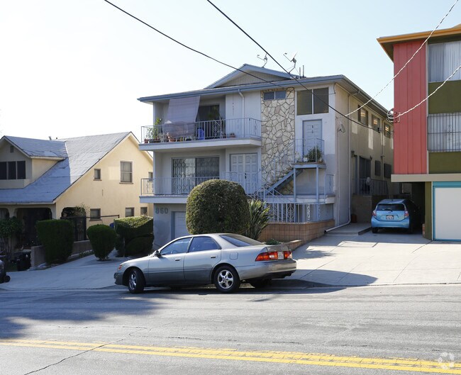 Building Photo - 860 Figueroa Ter