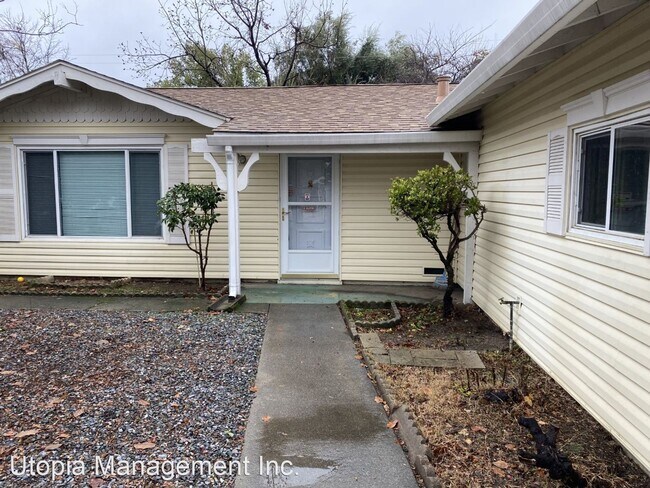 Building Photo - 2 br, 2 bath House - 124 Rainier Circle