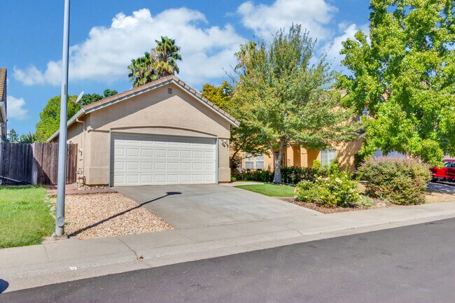 Building Photo - 9332 Caulfield Dr