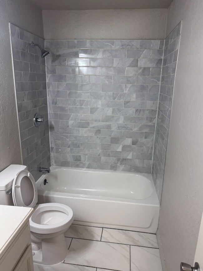 Foto del edificio - 309 NW 90th St