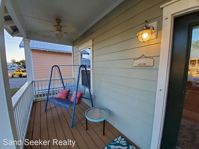 Foto del edificio - 3 br, 2 bath House - 476 Paradise Blvd.