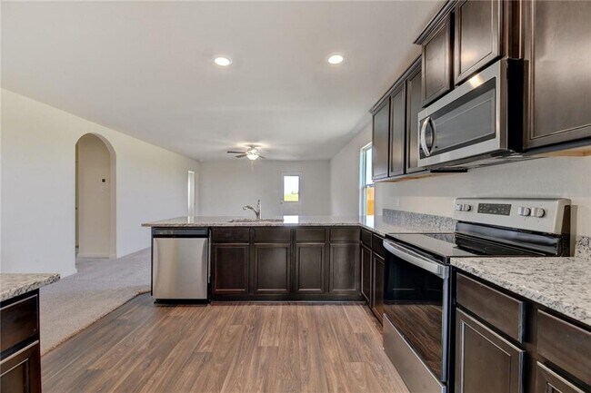 Foto del edificio - 212 Allington Cir