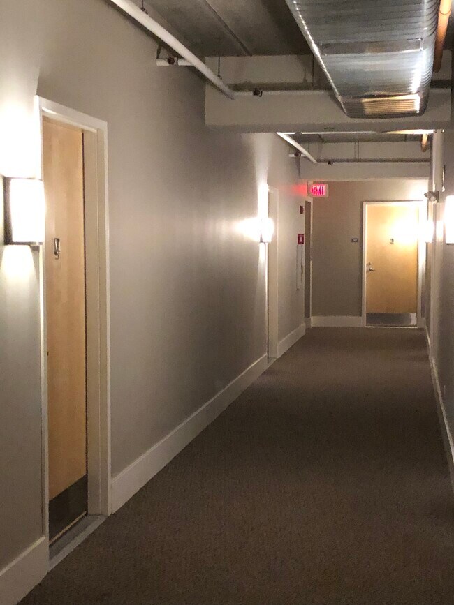Hallway - 647 Metropolitan Way