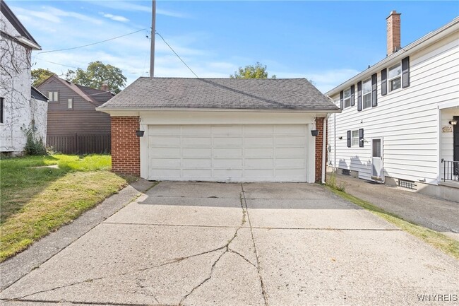 Building Photo - 80 Capen Blvd