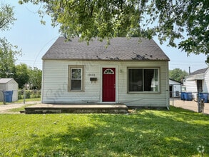 Building Photo - 13832 Julius Ave