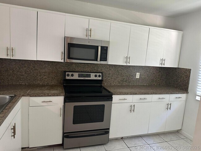 Foto del edificio - 931 SW 20th Ct