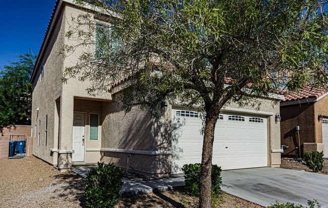 Building Photo - Southwest Home