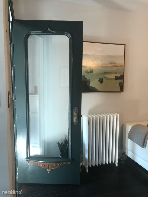 Foto del edificio - 4 br, 1.5 bath House - 4921 Pulaski ave