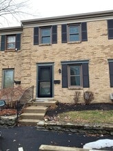 Building Photo - 9767 Bunker Hill Ln