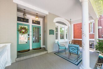 Building Photo - 1721 Hanover Ave