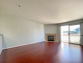 Building Photo - 6400 Christie Ave
