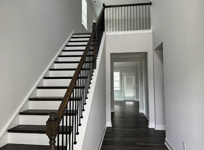 Foto del edificio - 152 Canyon Gap Way