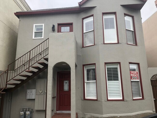 Building - 3545 Market St
