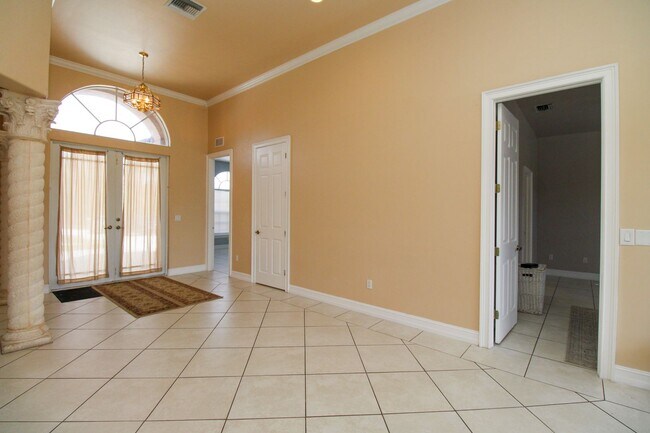 Foto del edificio - Stunning Pet-Friendly 3 Bed/2.5 Bathroom H...