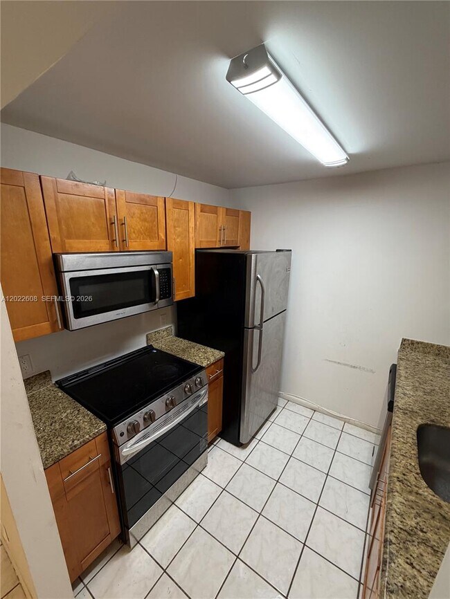 Foto del edificio - 200 SW 132nd Way