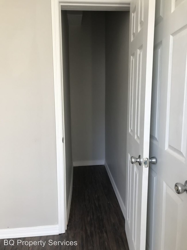 Foto del edificio - 302 N 9th St