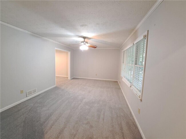 Foto del edificio - 844 Chandler Dr SW