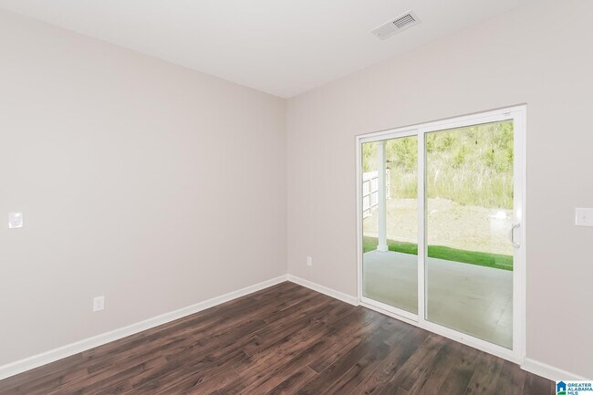 Building Photo - 6369 Southern Trace Dr