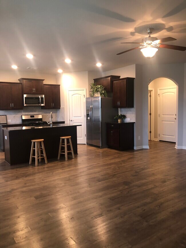 Foto del edificio - 39375 Legacy Oaks Ln