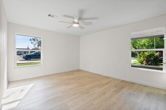 Building Photo - 6527 Beekman Rd