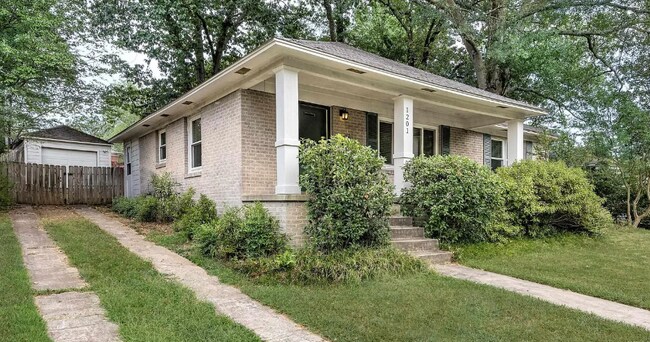 Foto del edificio - 1201 Pine Valley Rd