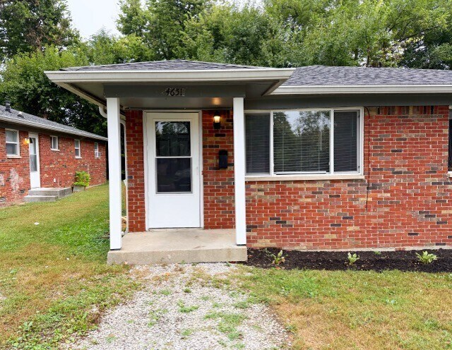 Foto principal - 4651 Crestview Ave