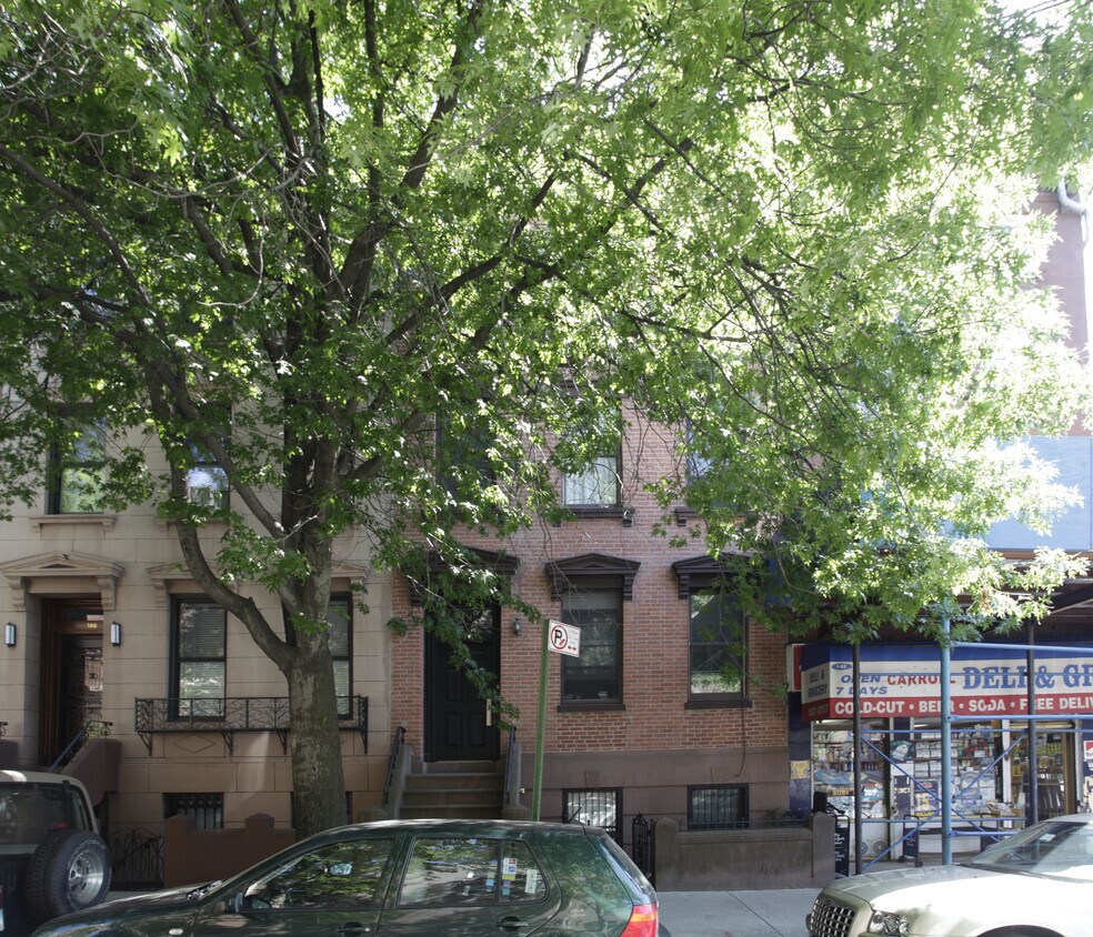 Foto del edificio - 144 Carroll St