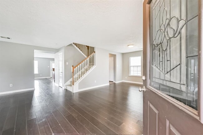 Building Photo - 22218 Orchard Dale Dr