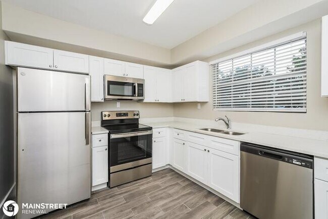 Building Photo - 201 DEER PARK AVE, TEMPLE TERRACE, FL 33617