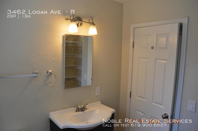 Foto del edificio - 3462 Logan Ave