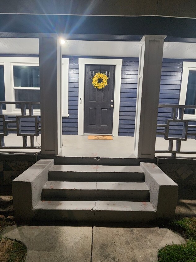 Foto del edificio - 4312 Walton Ave