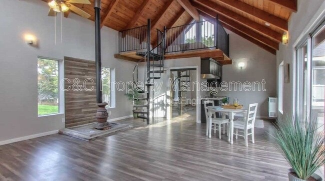 Foto del edificio - 1420 Munras Ave