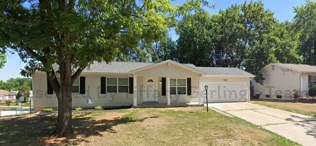 Foto del edificio - Beautifully Renovated Home on Corner Lot w...