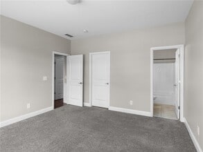 Building Photo - 108 Ariel Way