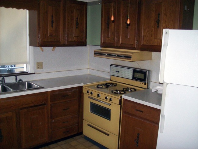 Interior Photo - 238-240 Walnut St
