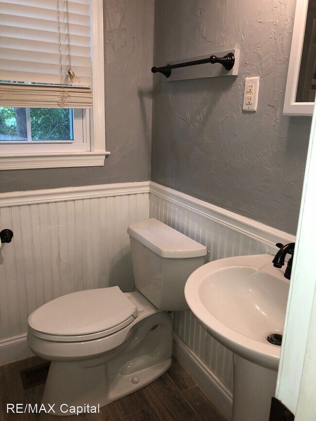 Building Photo - 3 br, 1 bath House - POCAHONTAS TRAIL, 8547