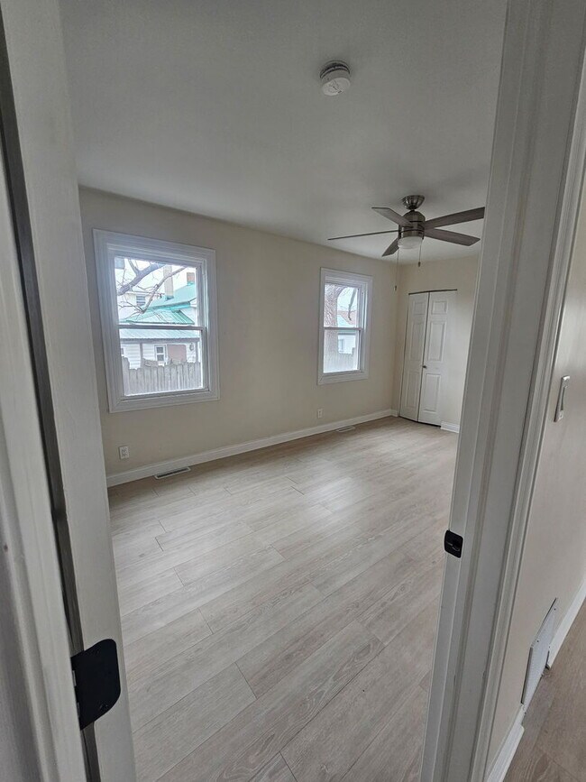 Foto del edificio - 2502 Ash St