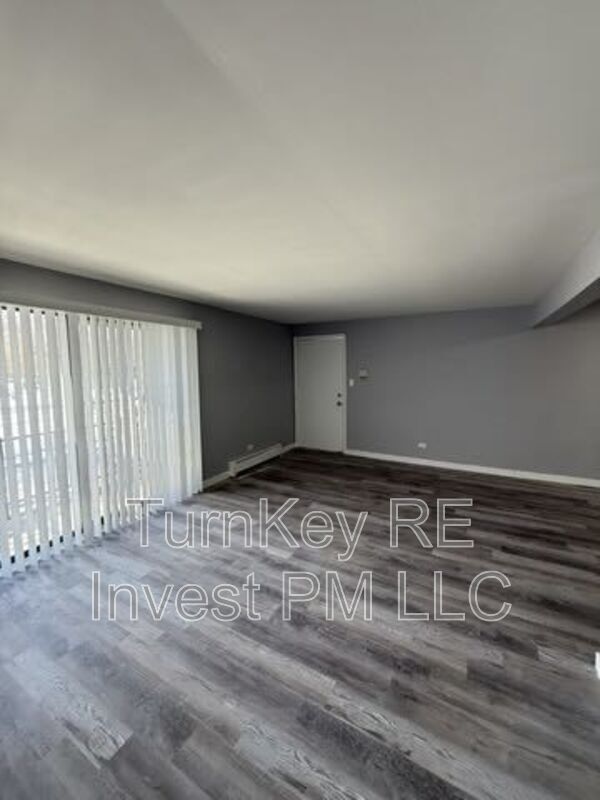 Foto del edificio - 1685 Harbor Ave