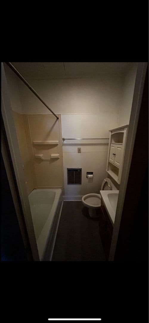 Foto del edificio - 361 Warren Ave