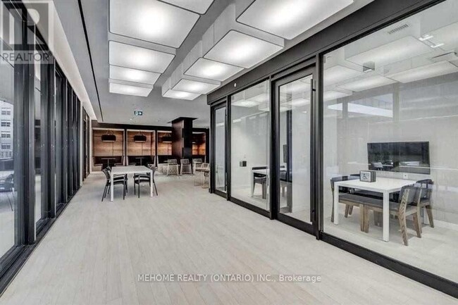 Photo du bâtiment - 85 Wood St