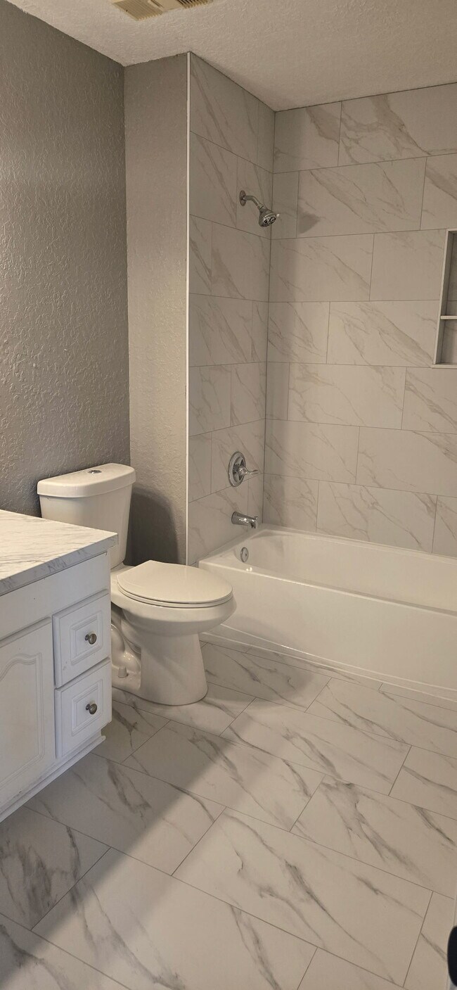 Foto del edificio - 440 Timberwalk Ct