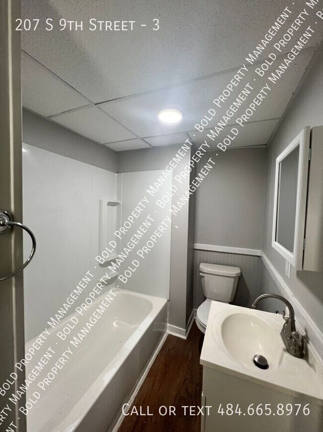 Foto del edificio - 207 S 9th St